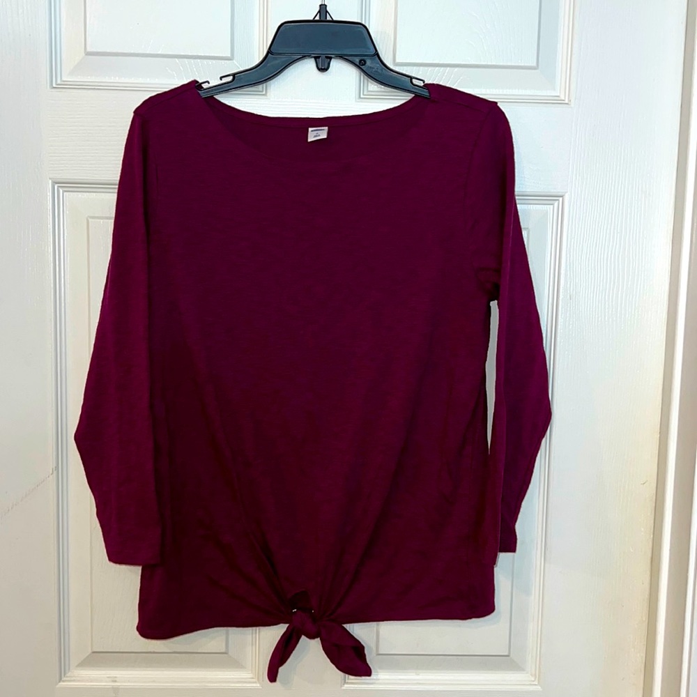 Old Navy burgundy 3/4 length sleeve top